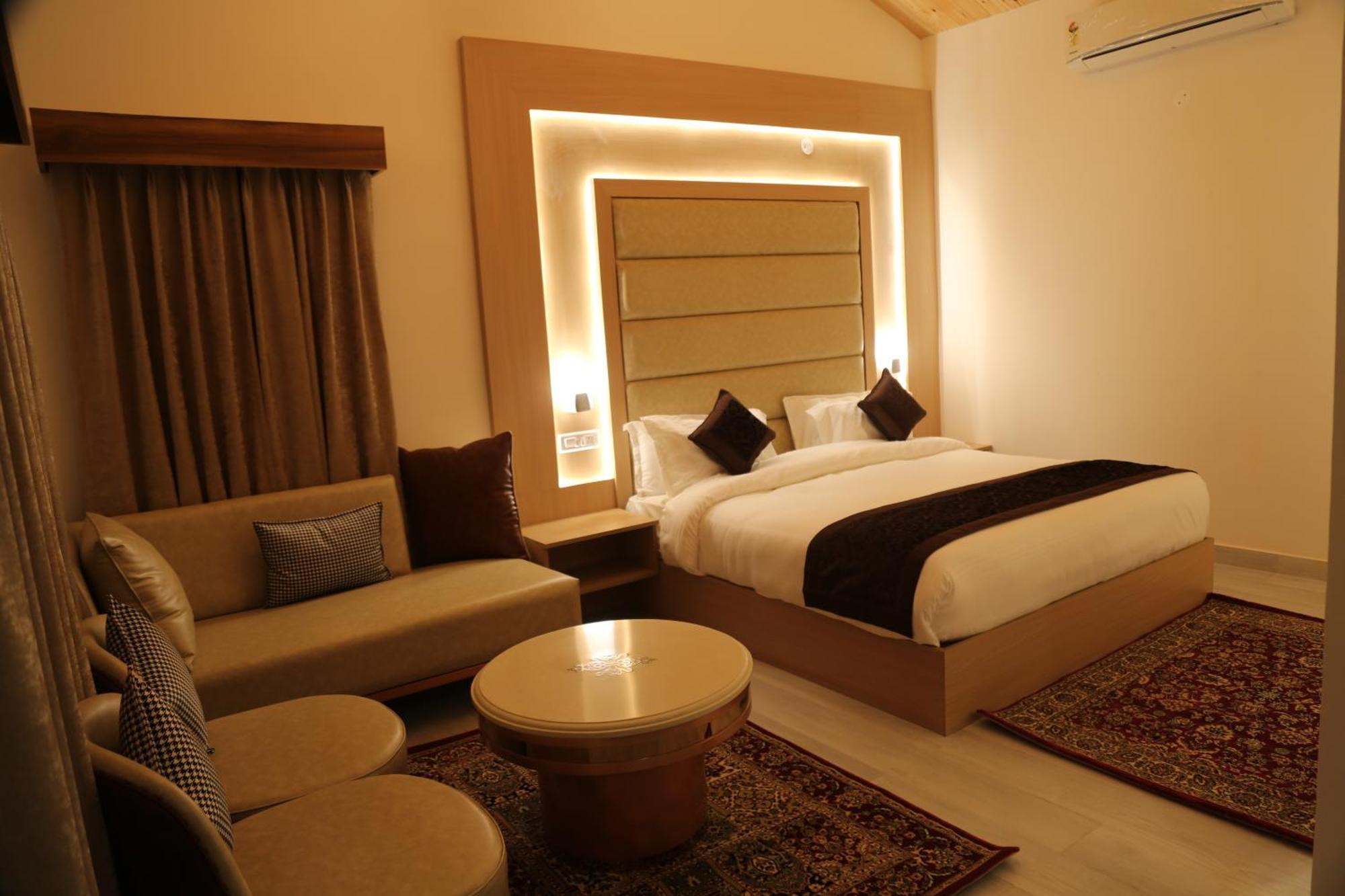 อีวาน รีสอร์ต โอ๊ควูด แฮมเล็ต ศุขี Hotel ชิมลา ภายนอก รูปภาพ